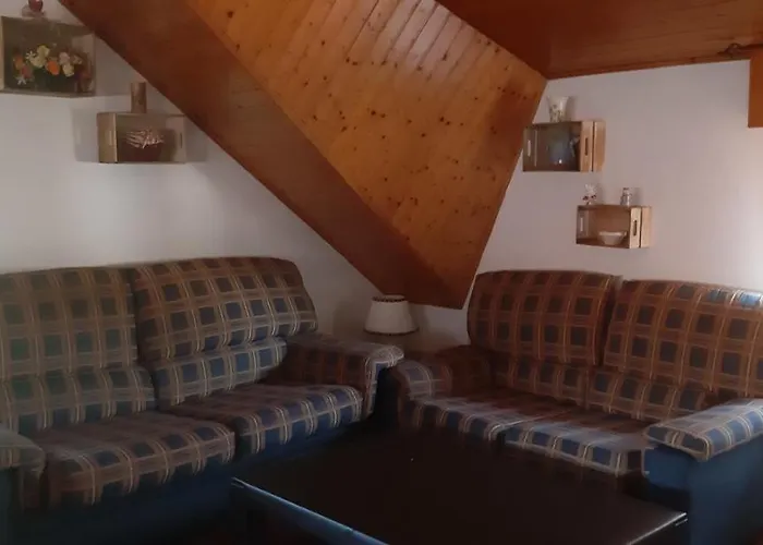 Atico En Ciudad アパート ポンテベドラ